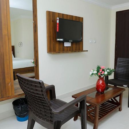 Cnr Residency Madanapalle Exterior foto