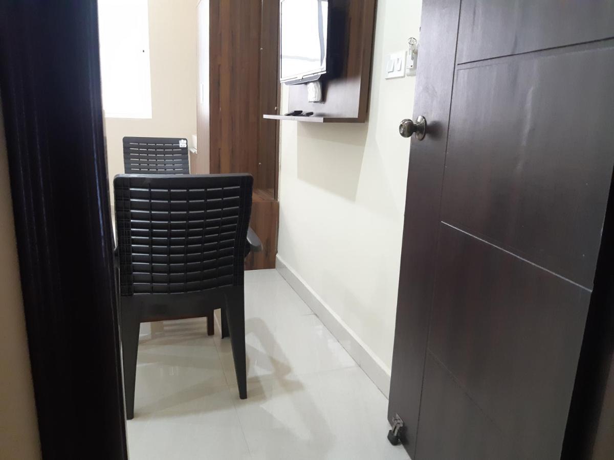 Cnr Residency Madanapalle Exterior foto