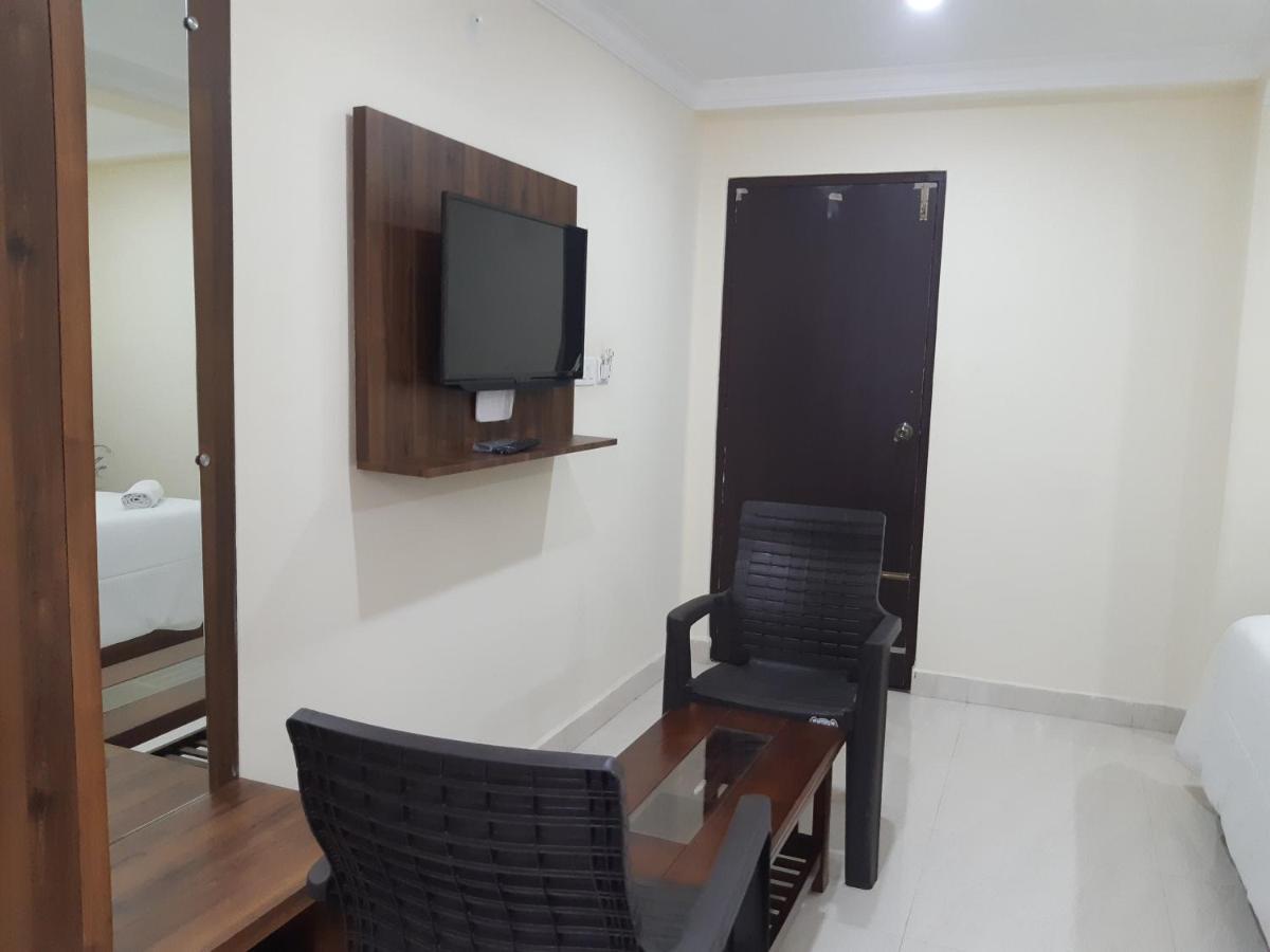 Cnr Residency Madanapalle Exterior foto