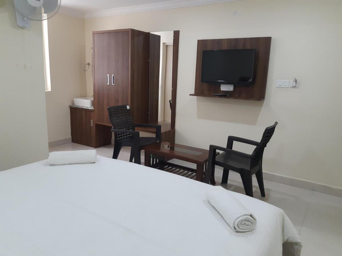 Cnr Residency Madanapalle Exterior foto